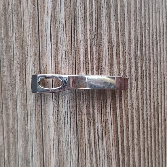 14KT WHITE GOLD TENSION SET DIAMOND PENDANT - Picture 8 of 13